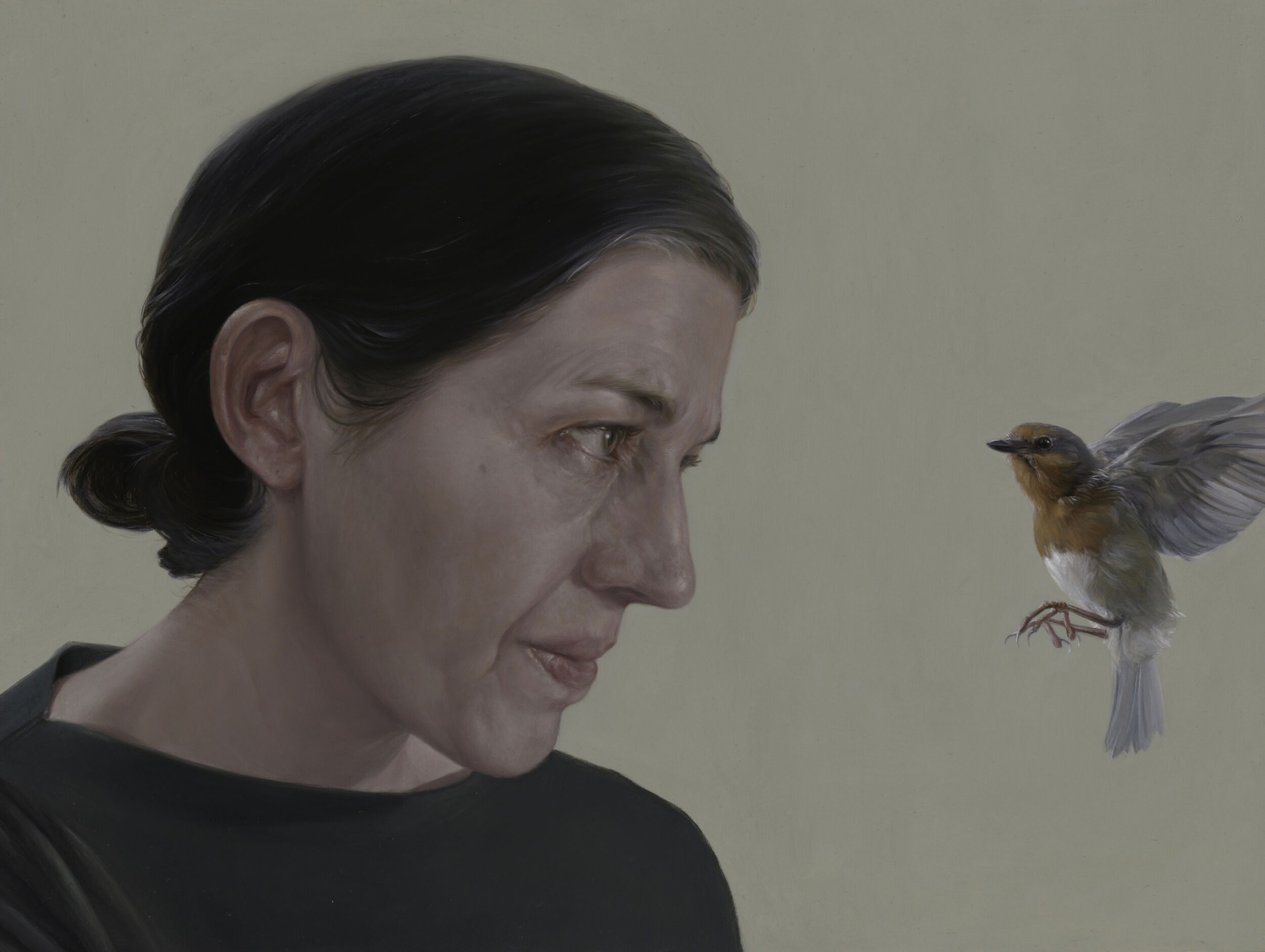 Rachael Robb, Self portrait with bird, 2023. Oil on clayboard, 30 x 40 cm